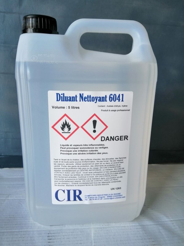 Diluant nettoyant NEUF NON...